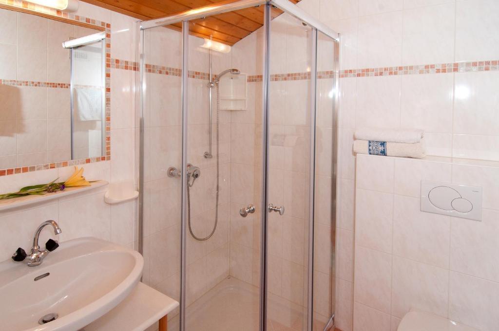 Hotel Haus Martina Radstadt Zimmer foto